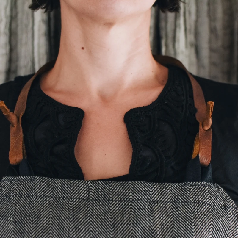 Linen Apron Äkta läder Details