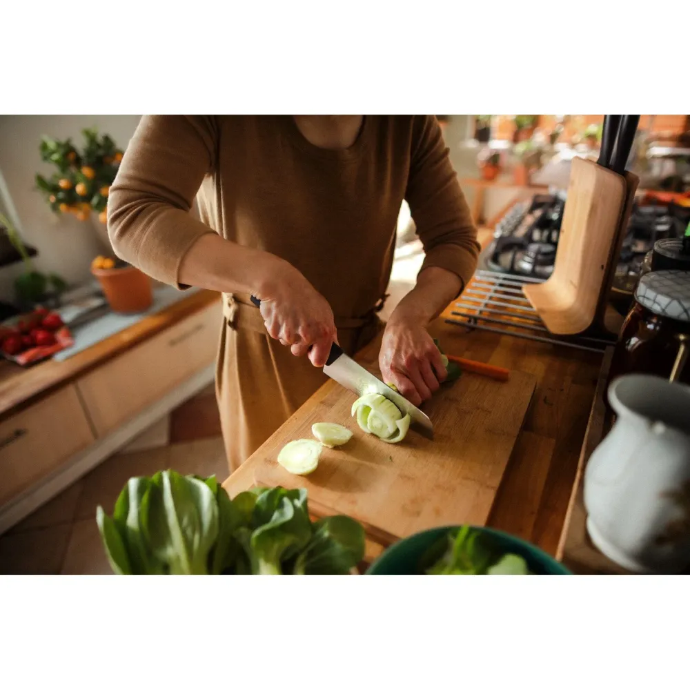 Fiskars FF Santoku-kniv 16cm