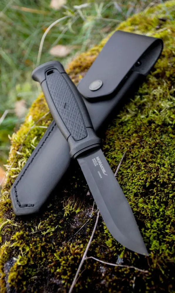 Garberg BlackBlade med läderslida – Morakniv