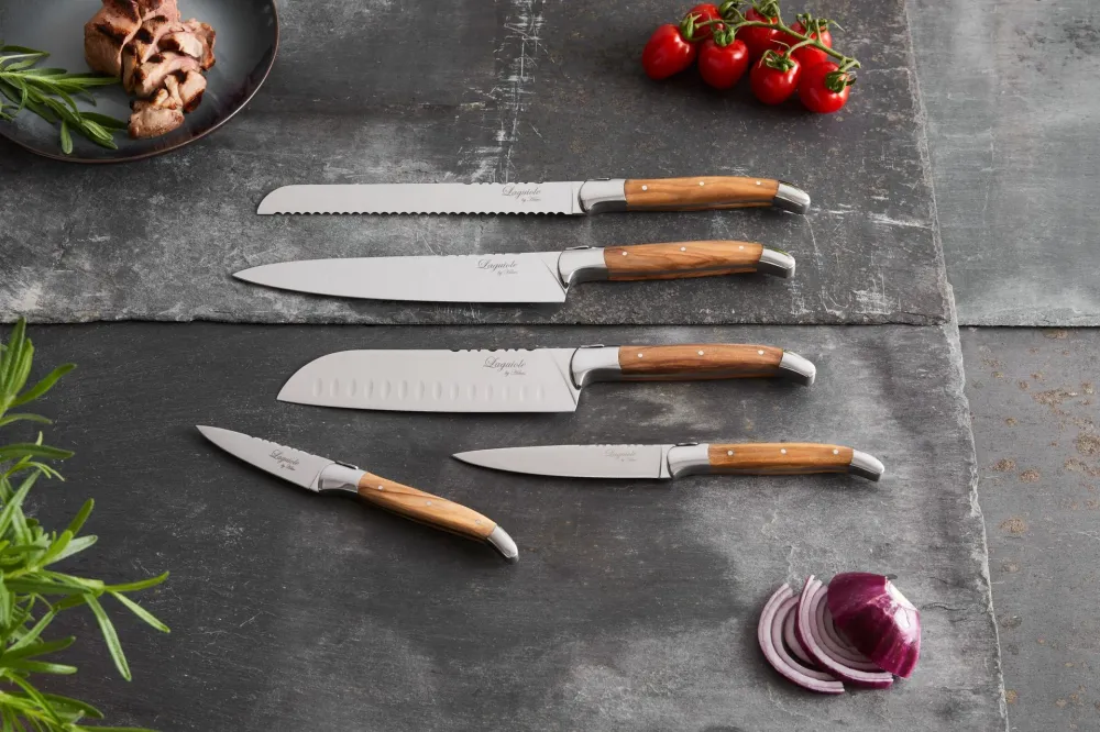 Knivar FunNordic Laguiole Hâws Knivset 5 delar (Bröd, Kock, Ört, Santoku och Grönsak) Olivträ