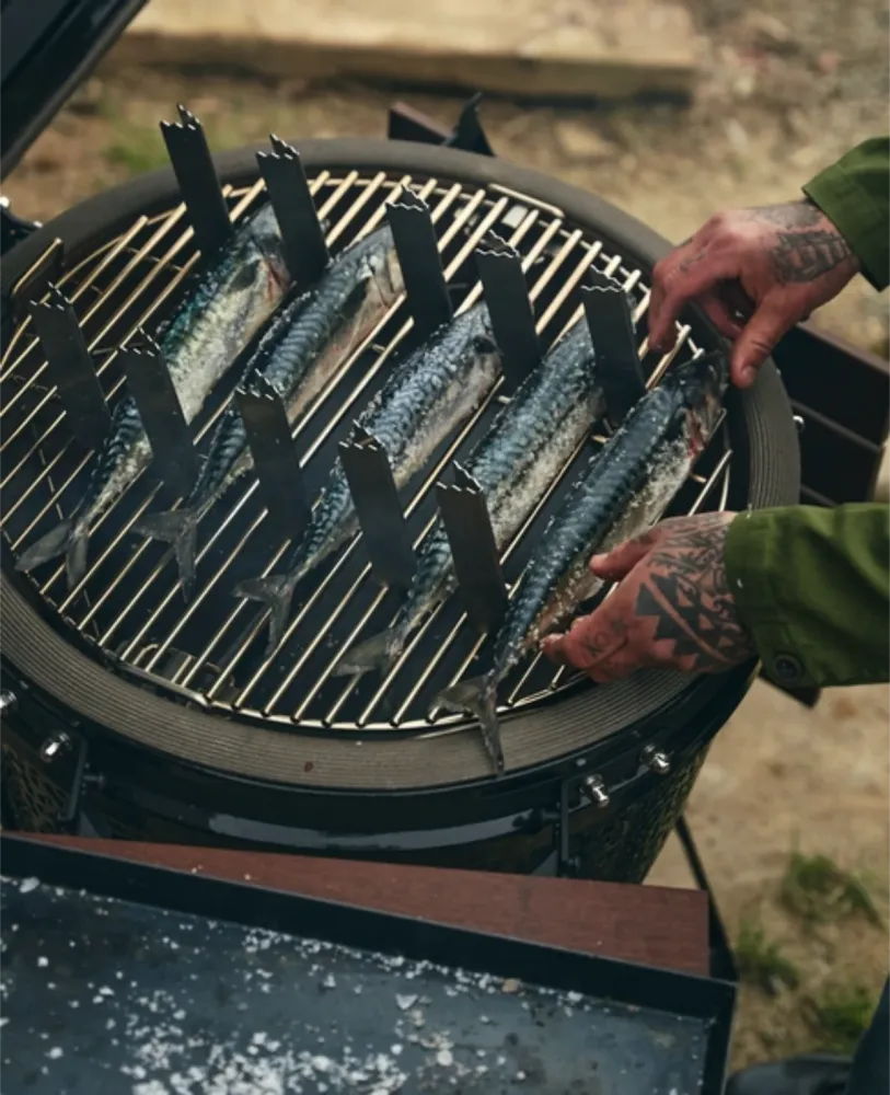 Bastard Grill Pin Place