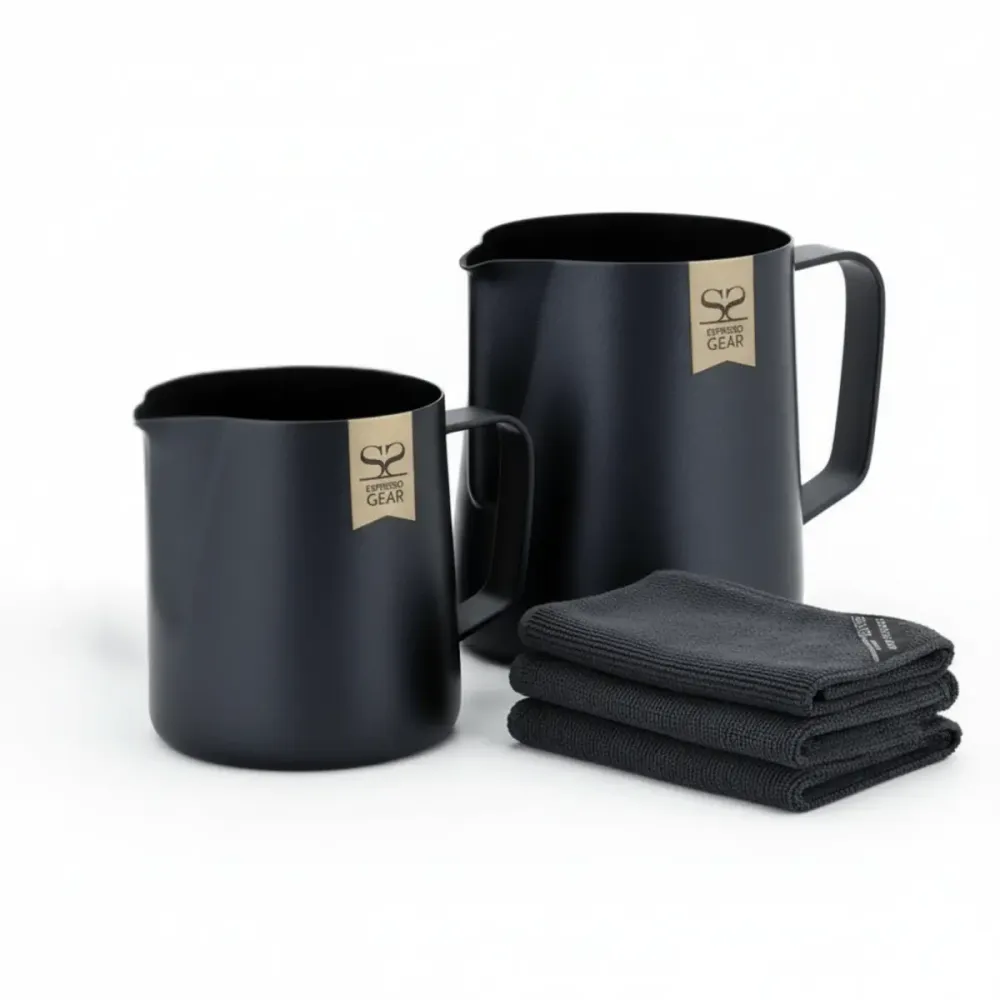 Barista Startpaket (Svart) - 2 Mjölkkannor & 3 Baristadukar