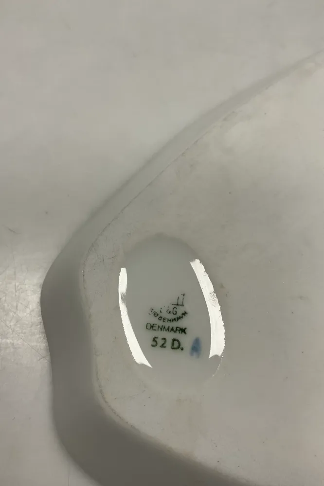 Bing og Grøndahl Måge med Guld Trekantet Menage Bakke No 361/52D