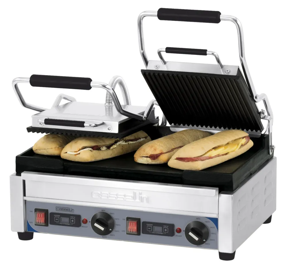 Dubbelkontaktgrill Toppklass räfflade - slät med timer