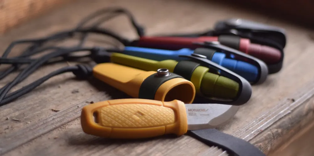 Eldris med eldstål (S) röd – Morakniv
