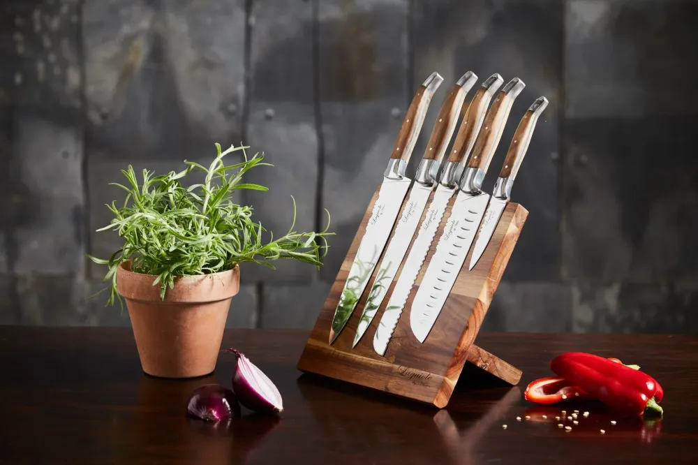 Knivar FunNordic Laguiole Hâws kockset med knivblock olivträ
