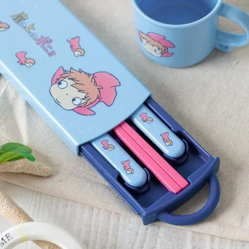 PONYO ON CLIFF - Ponyo - Adjust med ätpinnar, sked och gaffel