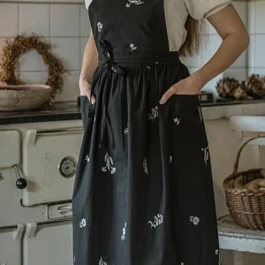 Förkläde Flora brodyr, kolsvart