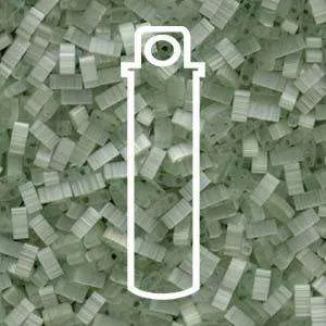Miyuki Half Tila - Silk Pale Light Mint 5x2,5mm 7,8gram