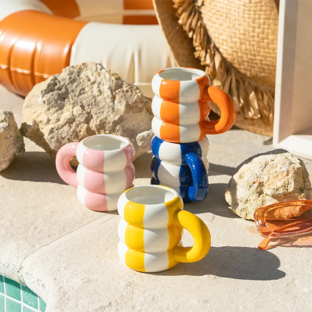 Place 4 Kaffekoppar i keramik Floats, blandade färger