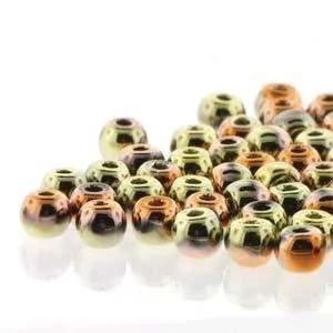 Tjeckiska Druk (Runda) - Jet California Bärnsten True 2mm, 50-pack