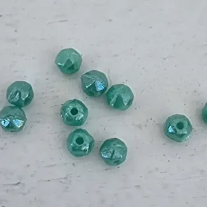 Tjeckiska English Cut - Turquoise Smaragd Luster 3 mm, 50-pack