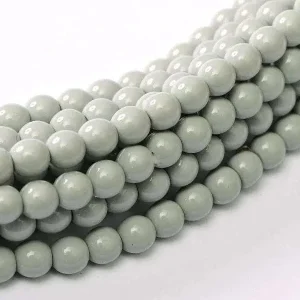 Tjeckiska Fiesta Pearl - Shiny Grey Mist 2mm, 1 sträng