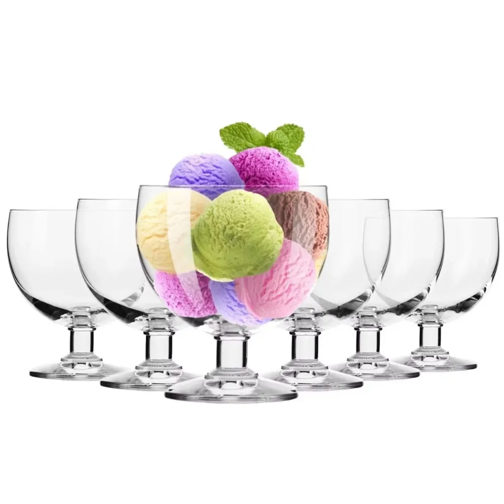 Upplev sofistikerad elegans med vår uppsättning av 6 Krosno dessertglas, var och en med en kapacitet på 350 ml. Höj din de...