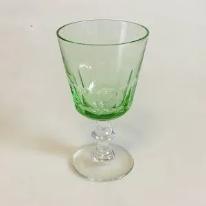 Holmegaard Christian VIII Hvidvinsglas med lysegrøn cuppa