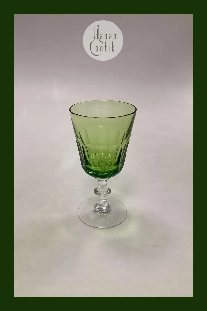 Holmegaard Christian VIII Hvidvinsglas med mørkegrøn cuppa