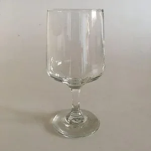 Mandalay Hvidvinsglas, Høj Kumme. 13.5 cm H. Holmegaard