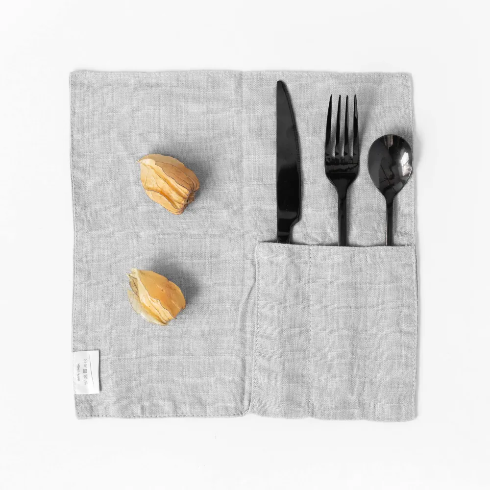 Bestickservetter i naturlinne (2 st), Silver | Linen Tales