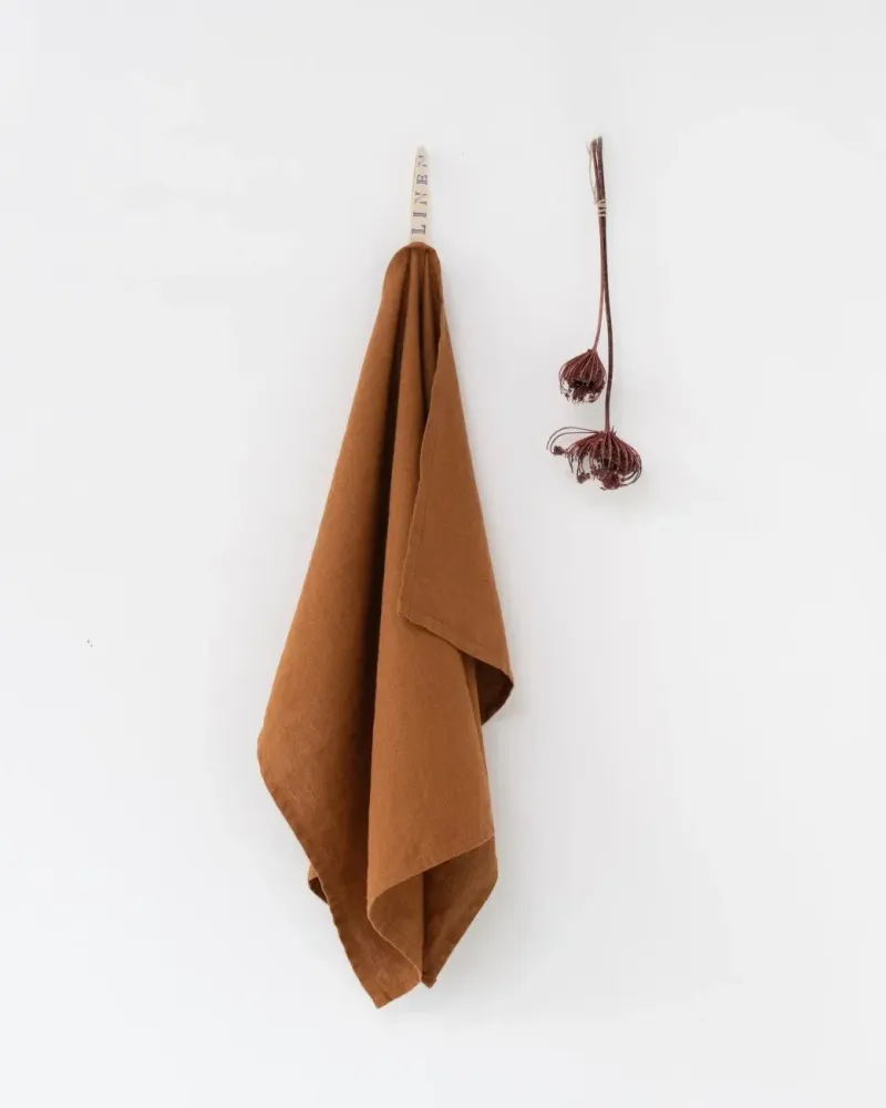 Kökshandduk i naturlinne, Hazelnut | Linen Tales