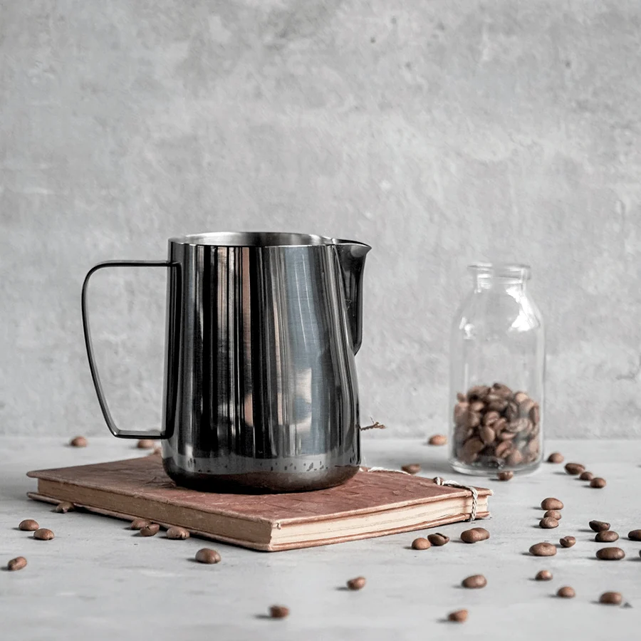 GULD KAFFE MJÖLK SKUMMAKANNA & KANNA 600ML BARISTA & CO
