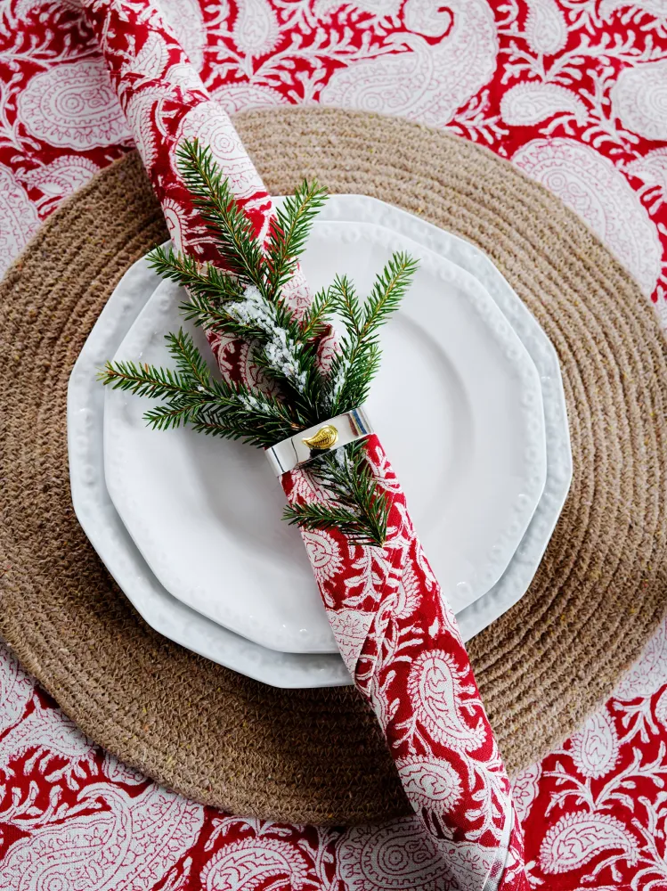 Big Paisley® Napkins Red