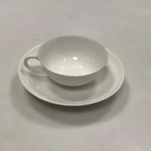 Bing og Grøndahl Art Nouveau Hvid Kaffekop med underkop