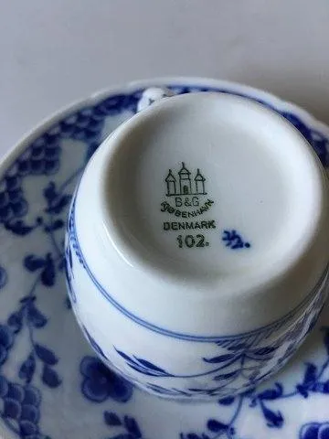 Bing & Grøndahl Dickens Kaffekop og Underkop No 102