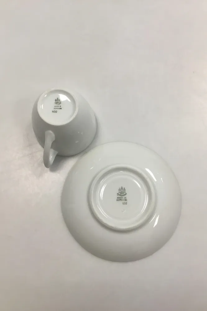 Bing & Grøndahl Elegance, Hvid Kaffekop og underkop No 102