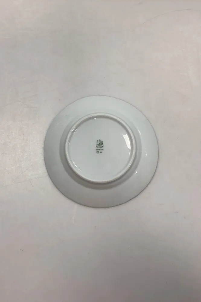 Bing og Grøndahl Elegance, Hvid Kagetallerken No. 28A