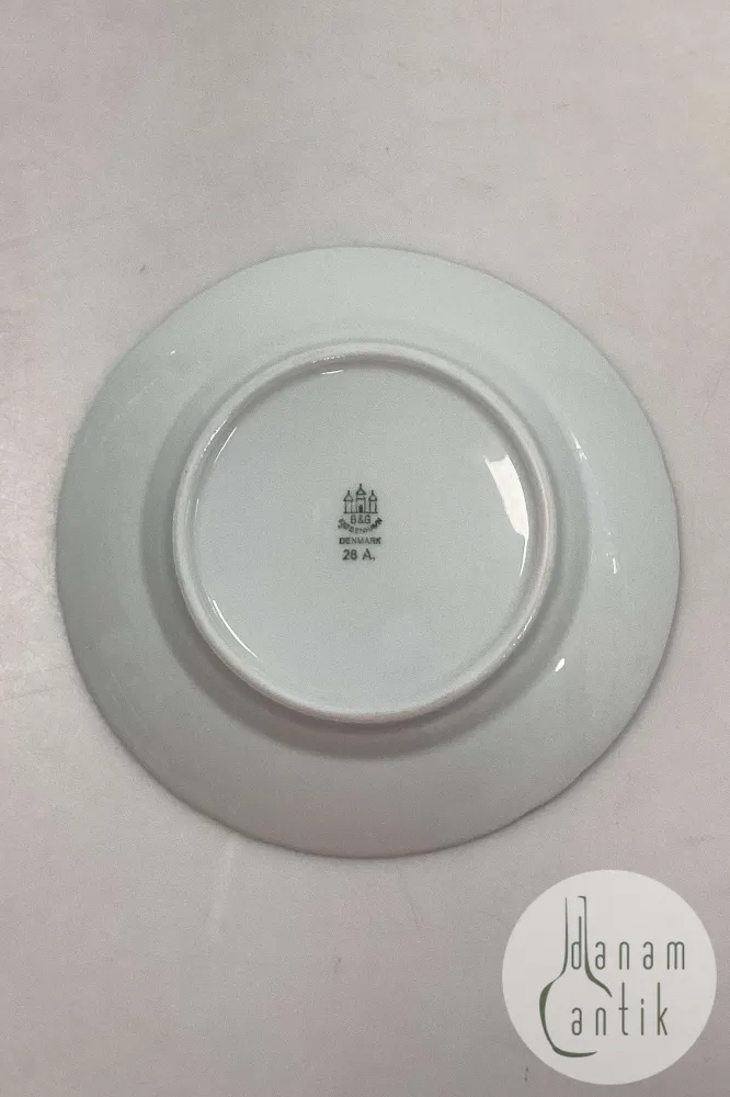 Bing og Grøndahl Elegance, Hvid Kagetallerken No. 28A