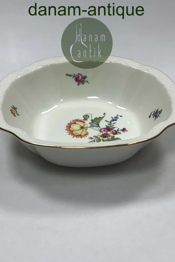 Bing og Grøndahl Saksisk Blomst, Creme Kartoffelskål No. 43