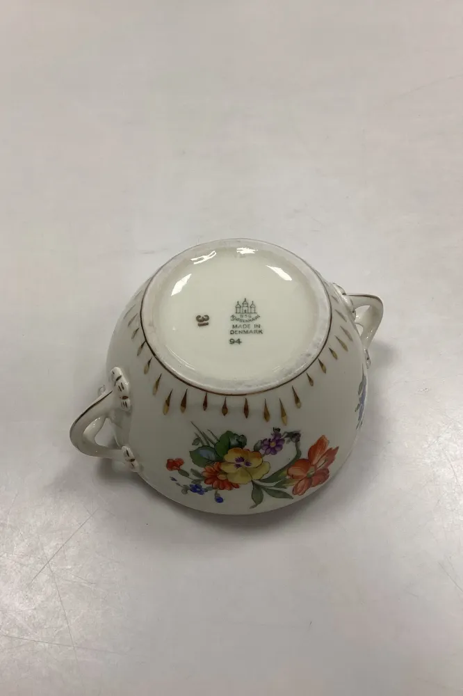 Bing og Grøndahl Saksisk Blomst, Creme Stor Sukkerskål No. 94 u/ låg