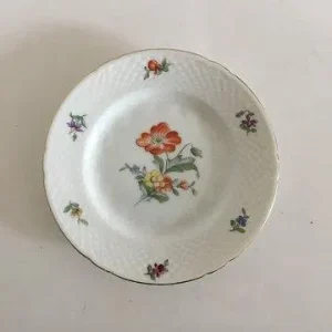 Bing & Grøndahl Saksisk Blomst Sidetallerken No 28A
