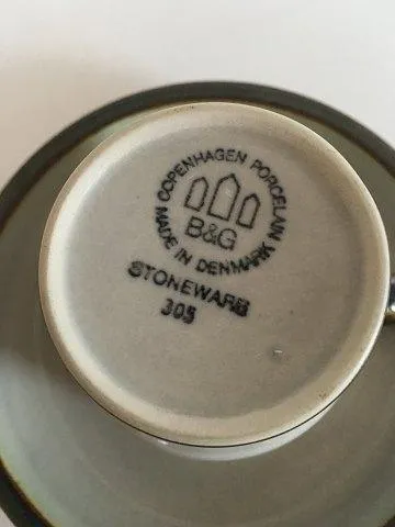 Bing og Grøndahl Stentøj Tema Kaffekop og Underkop No 305