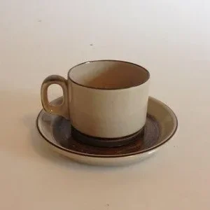 Bing & Grøndahl Stentøjsstel Peru Kaffekop med underkop No 305