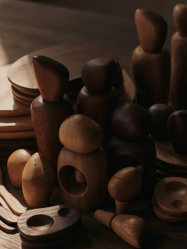Cairn Egg Holder - Set 2 - Dark Brown