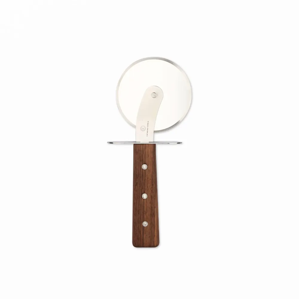 Catarina König 1512 Wood Collection Pizzaskärare