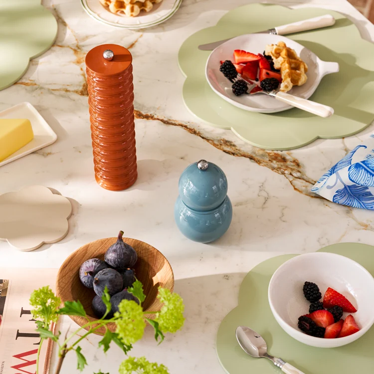 Chambray Cubbie Salt & Peppar Mill