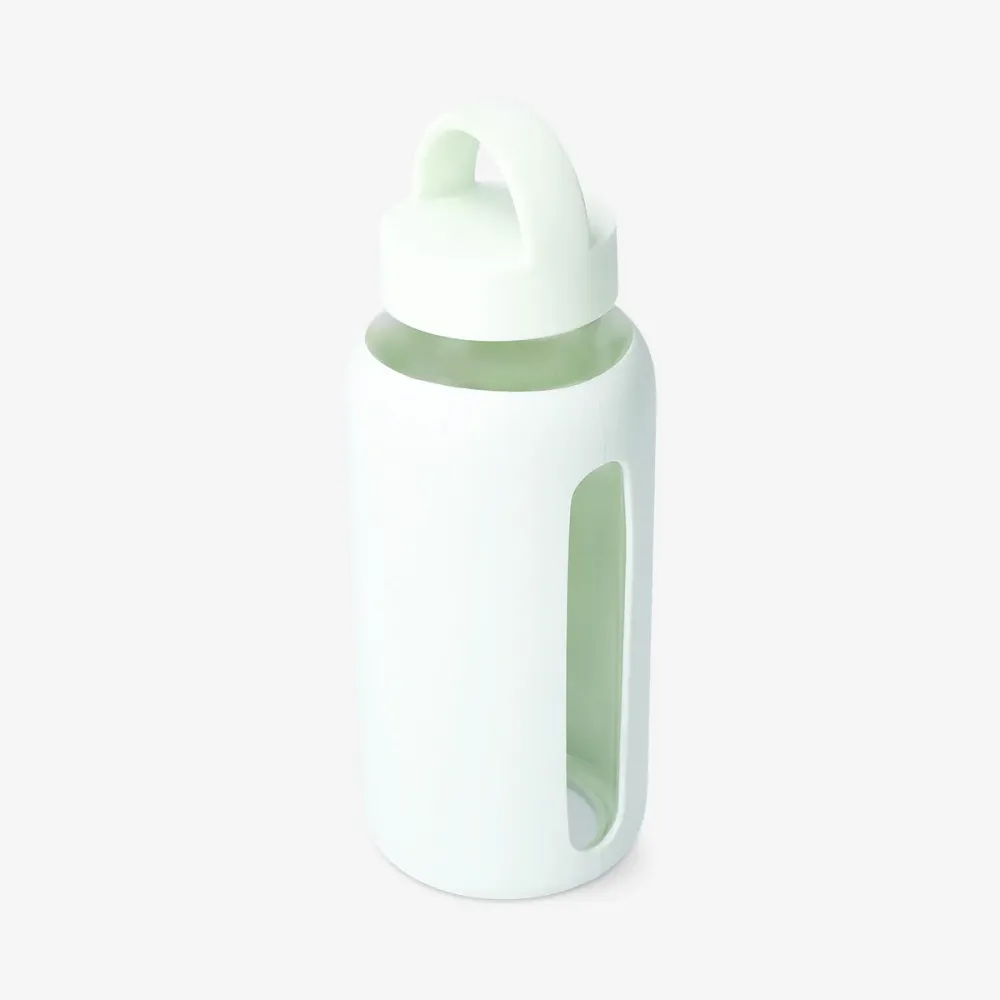 Dricksflaska i grönt glas med silikonlock - 800 ml