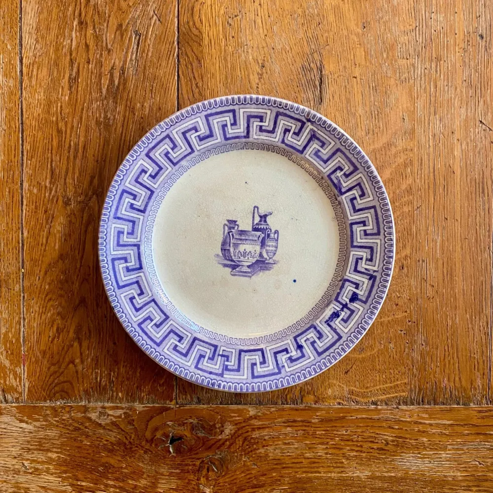 English “Key Border” Plate Etruscan Vases – Mid-19th Century