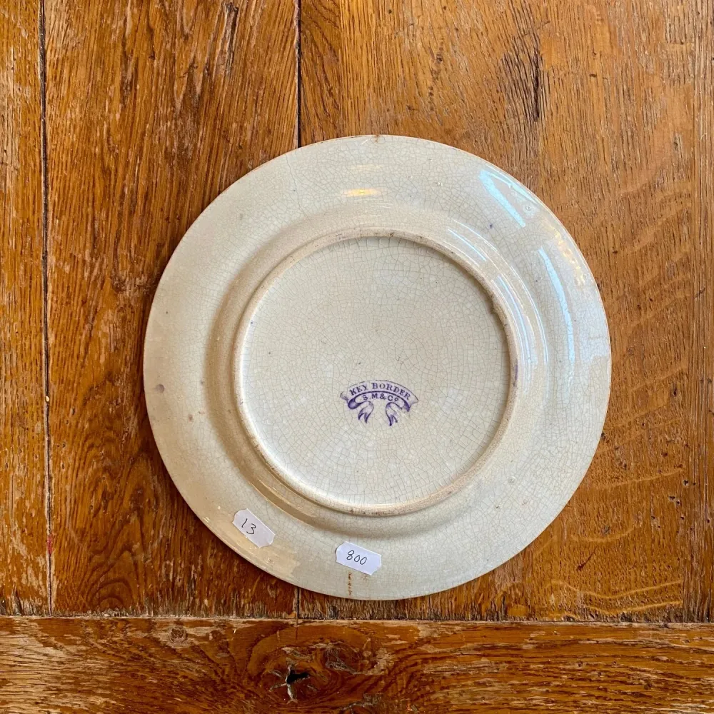 English “Key Border” Plate Etruscan Vases – Mid-19th Century
