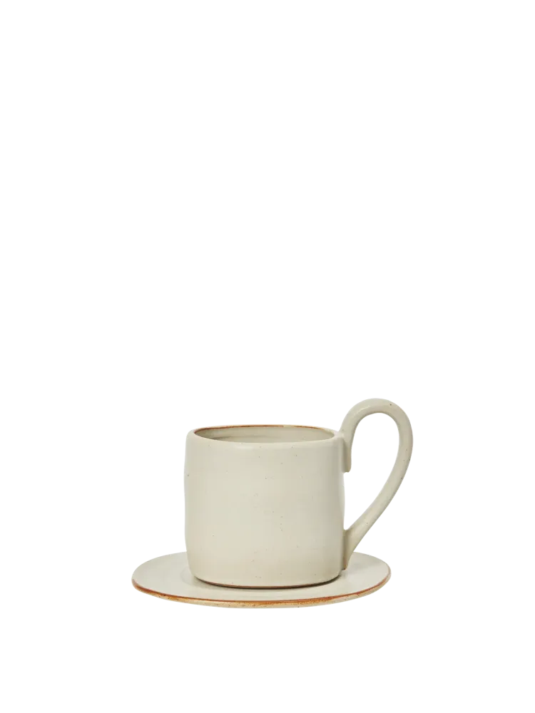 Flow Mug Saucer - Off-White Speckle Ferm Living - SE