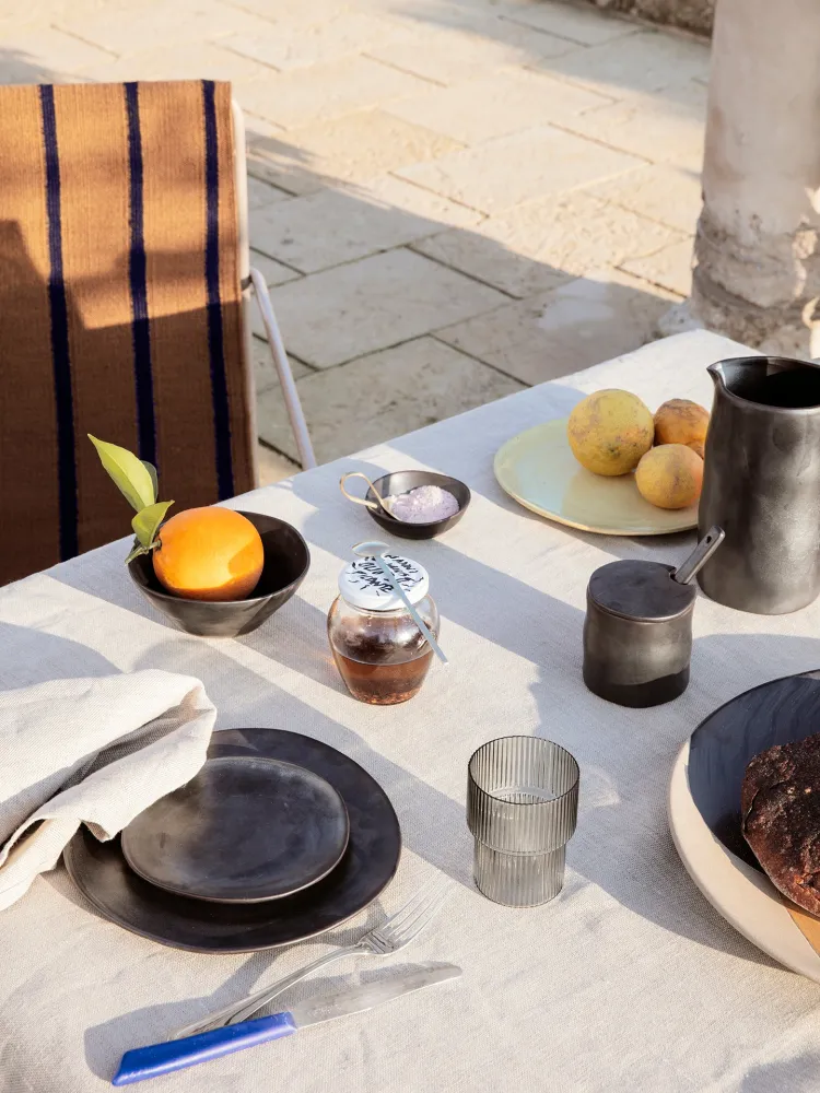 Flow Plate - Medium - Black Ferm Living - SE