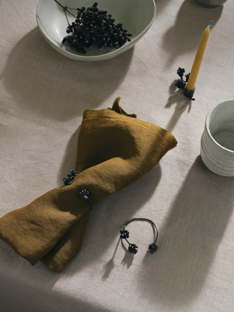 Forest Napkin Rings - Set 4 - Black Brass Ferm Living - SE