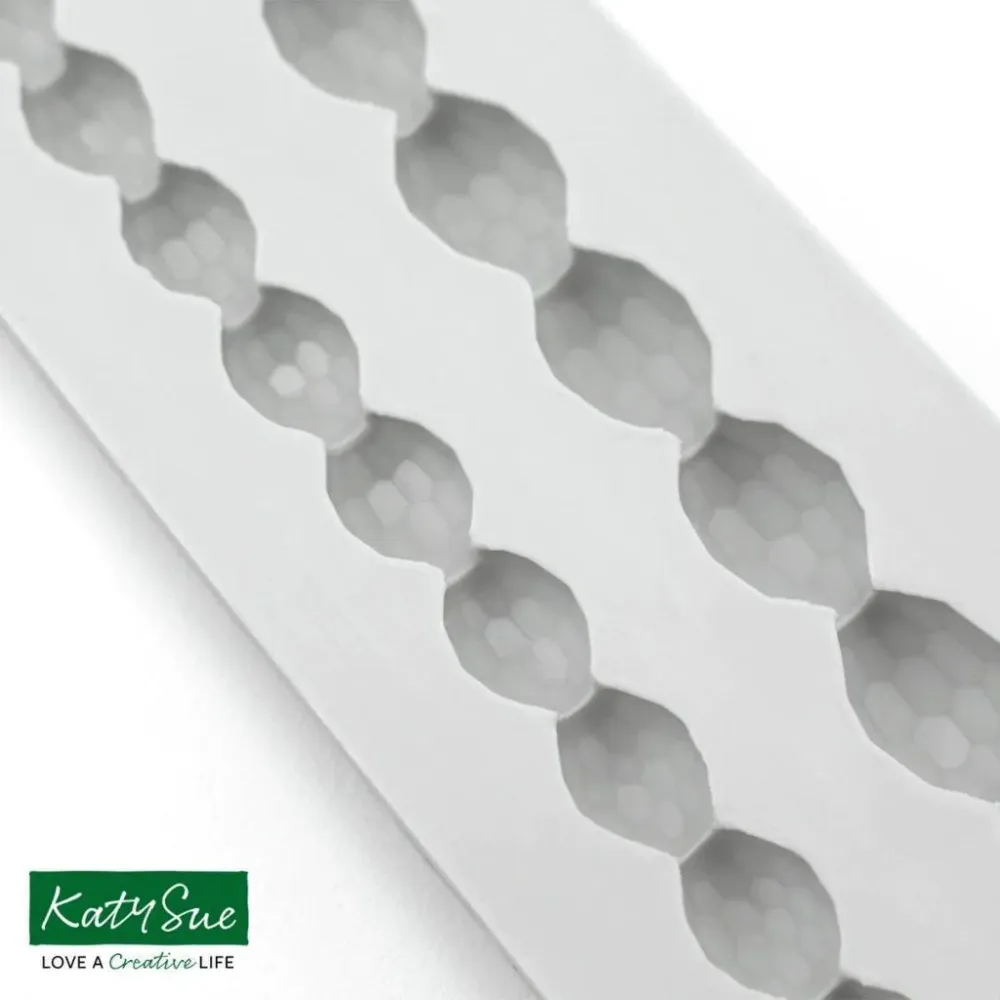 Katy Sue-form - Fasetterade pärlor