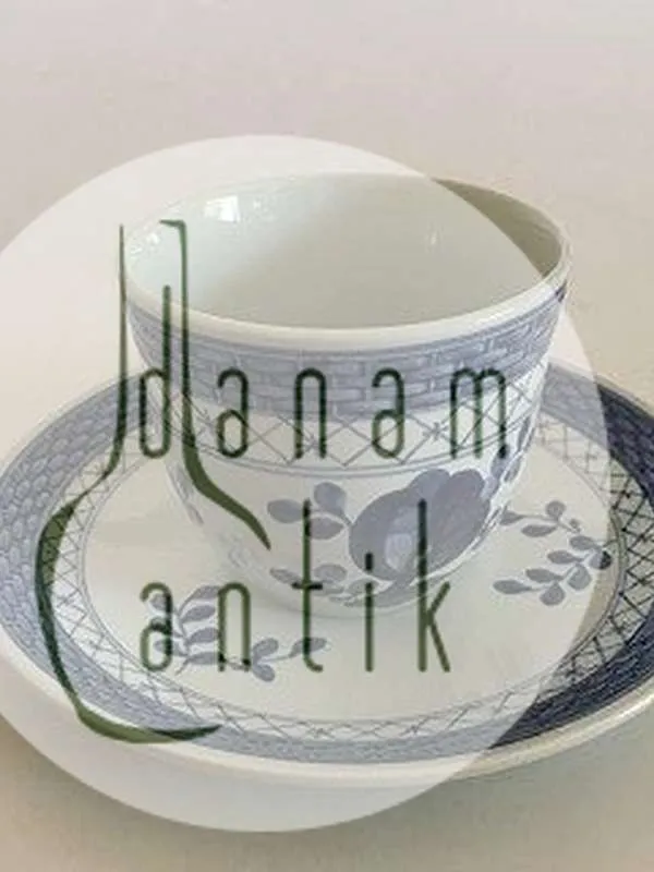 Royal Copenhagen /Aluminia Blå Tranquebar Kaffekop med Underkop No. 992