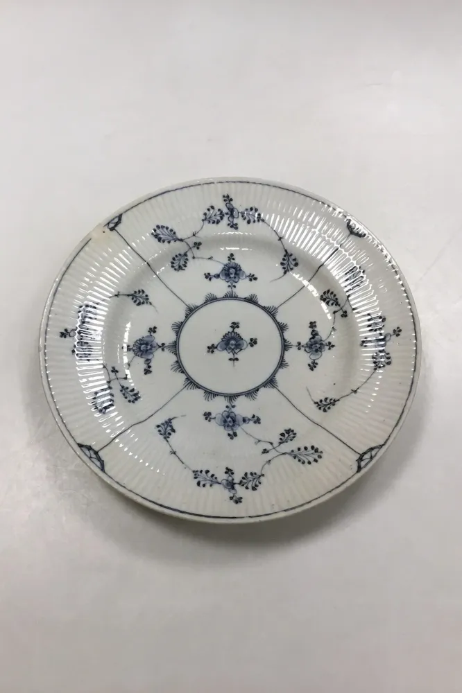 Royal Copenhagen Antik Musselmalet Riflet Tallerken