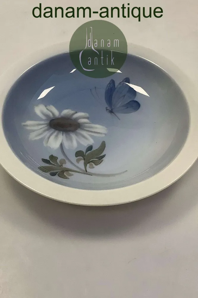 Royal Copenhagen Art Nouveau Lille skål No 2688/9777