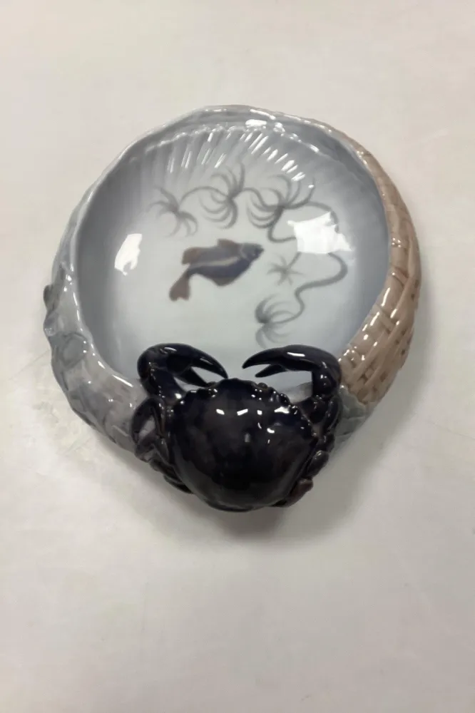 Royal Copenhagen Art Nouveau Skål med Krabbe No. 2465