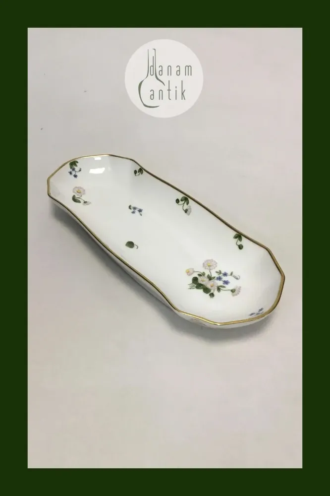 Royal Copenhagen Bellis og Følfod Rouladefad No 9442
